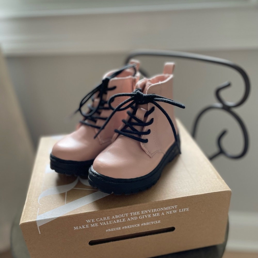 Toddler combat boots in dusty pink